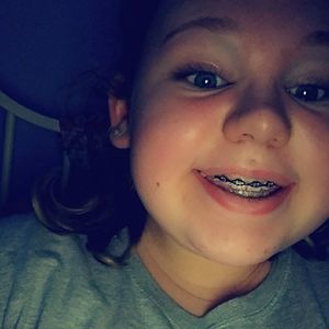 Meet your Posher, Chloe